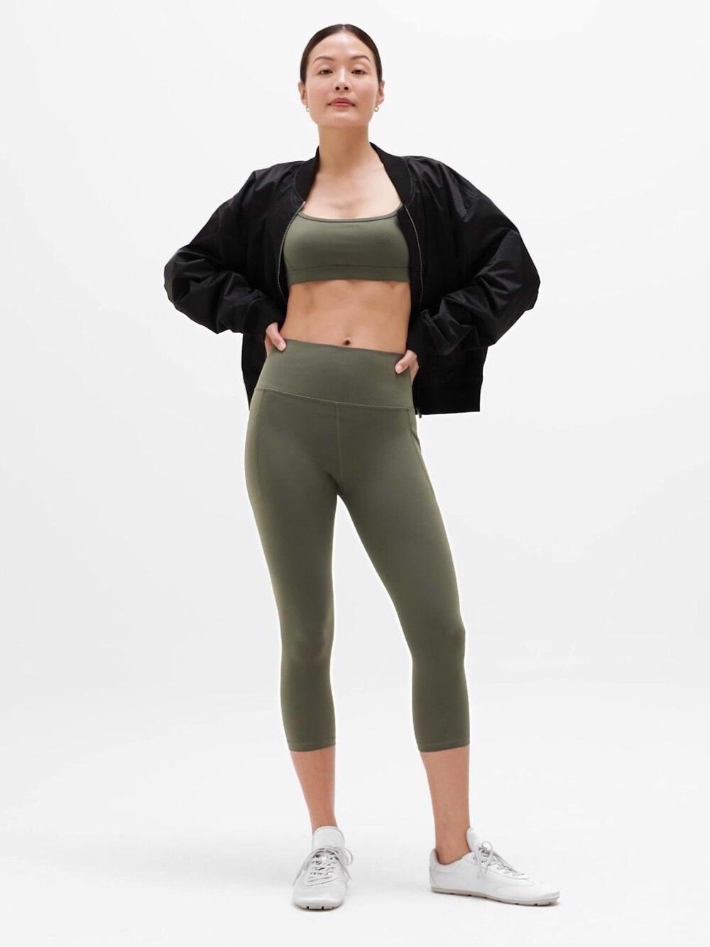 Athleta Salutation Stash High Rise Capri Mountain Olive #531304